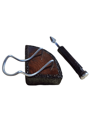 Wooden Pipe Stand and Tamper